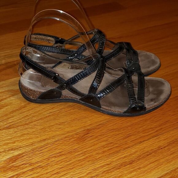 Dansko Black Leather Slingback Sandals - Picture 1 of 6